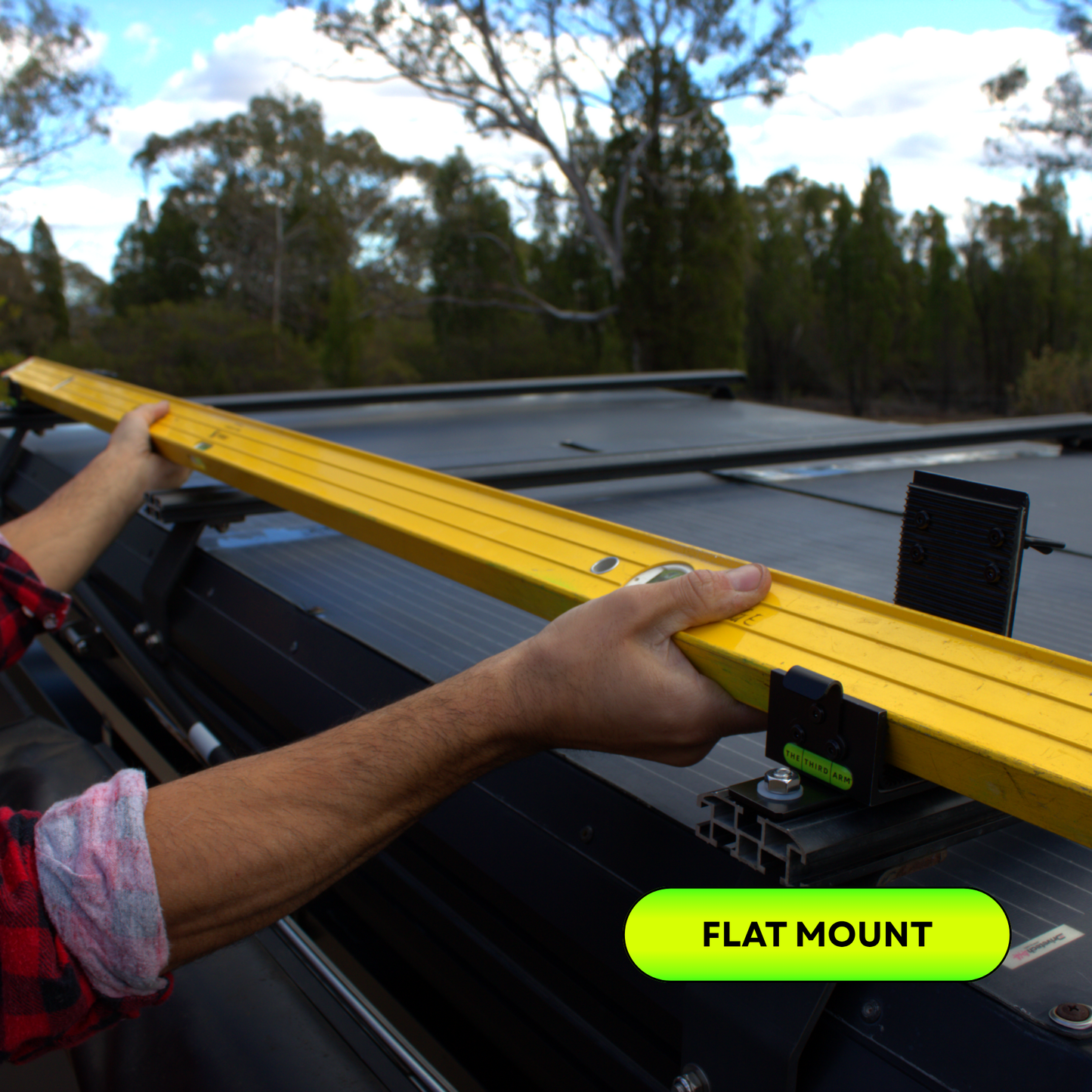 The Third Arm™ Spirit Level Mount